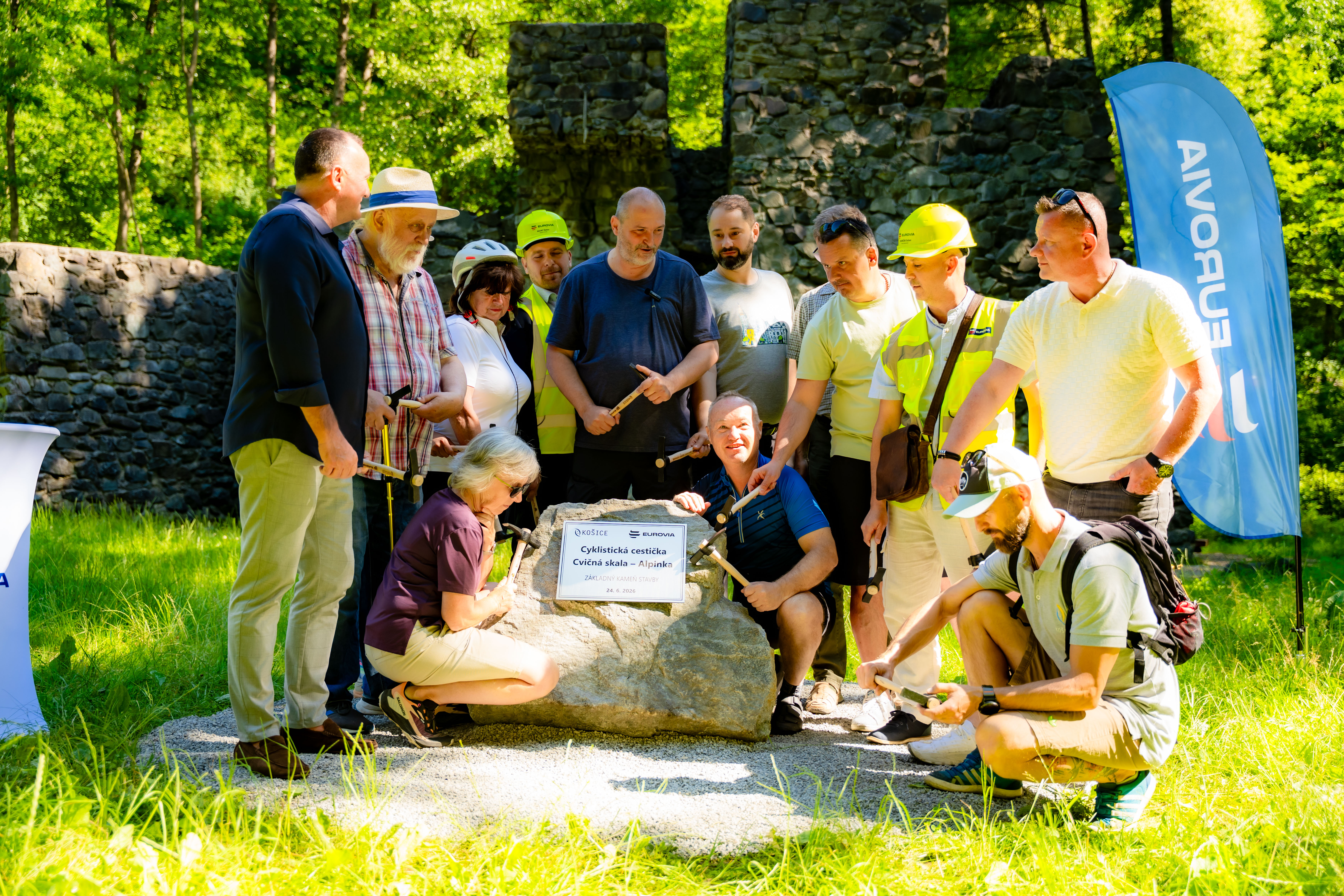 Poklepkanie vystavby novej cyklocesty medzi Cermelom a Alpinkou-1-9